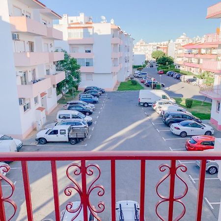 Apartamento T2 Carvoeiro-Lagoa Precos Acessiveis Apartment Bagian luar foto