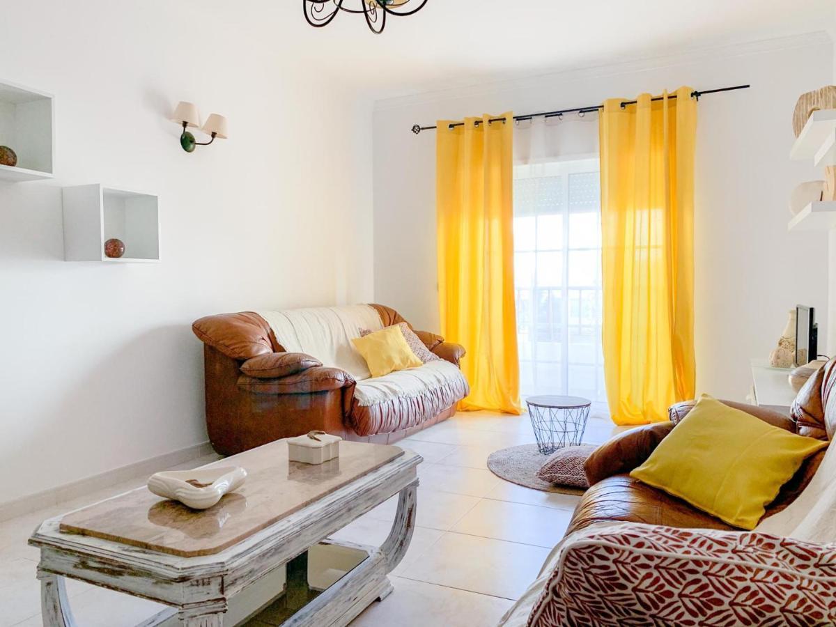 Apartamento T2 Carvoeiro-Lagoa Precos Acessiveis Apartment Bagian luar foto